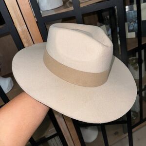 Teressa Foglia x Curateur western cowboy hat beige sand wide brim wool felt boho